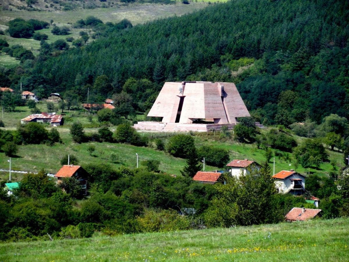 Hotel Aleksievata Kashta Gurgulyat Dış mekan fotoğraf