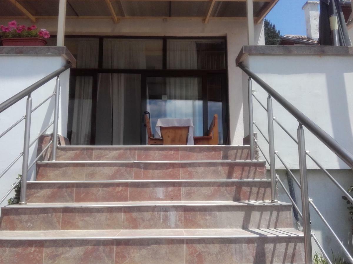 Hotel Aleksievata Kashta Gurgulyat Dış mekan fotoğraf