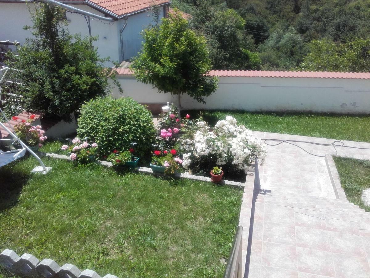 Hotel Aleksievata Kashta Gurgulyat Dış mekan fotoğraf