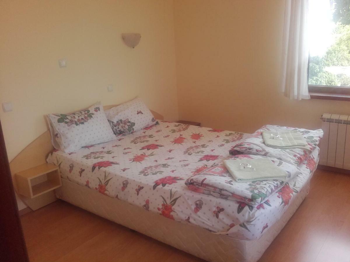 Hotel Aleksievata Kashta Gurgulyat Dış mekan fotoğraf